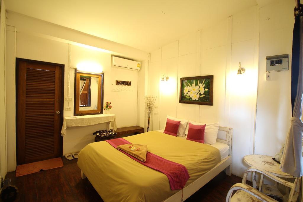 Paifah Boutique House Hotel Exterior foto